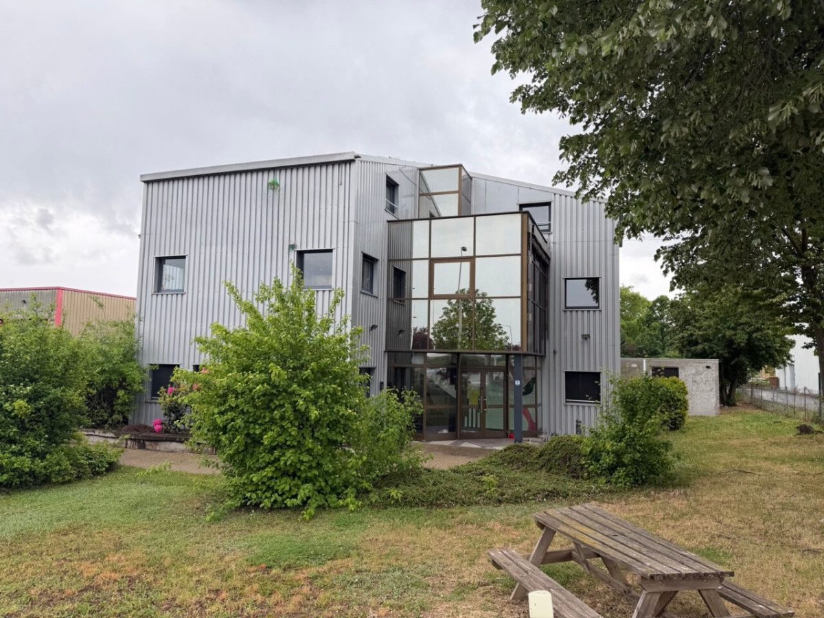 INVESTISSEMENT LOCATIF Immeuble de bureaux loués de 655m2 COLMAR ZAC