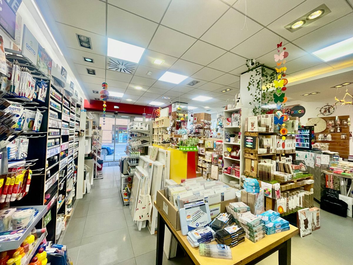 À vendre ? Fond de commerce + stock ? Emplacement N°1 à Colmar