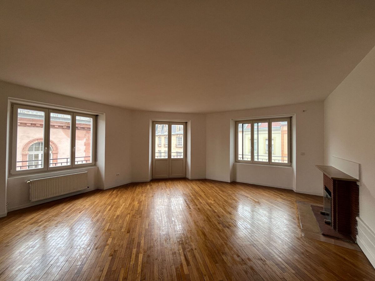 T5- RAON L&rsquo;ETAPE – 182,19m2