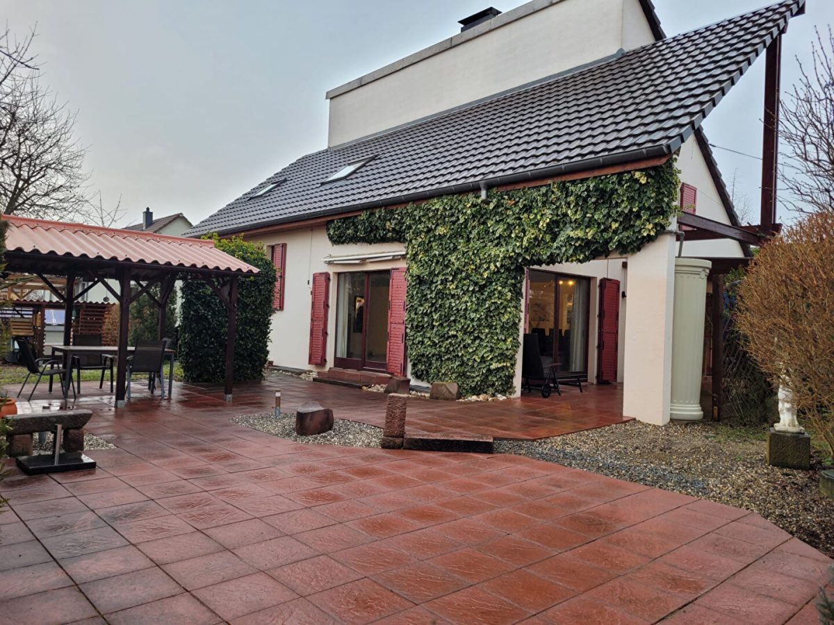 Maison  5 pièce(s) 175 m2