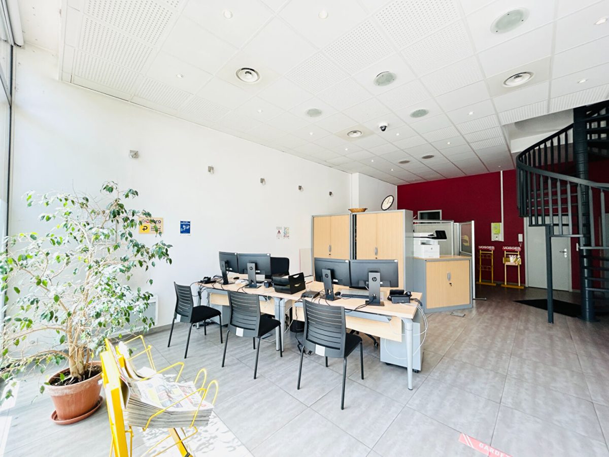 LOCAL COMMERCIAL – 170m2 – SAINT DIE