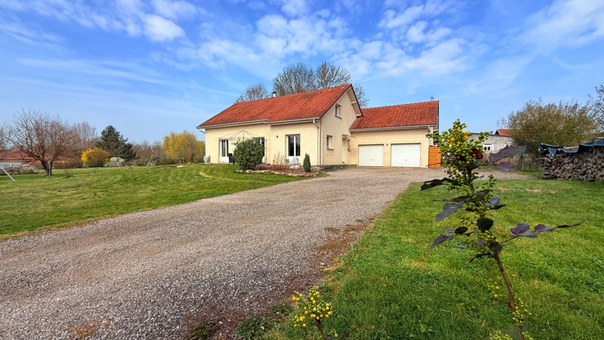 Maison  5 pièce(s) 154 m2