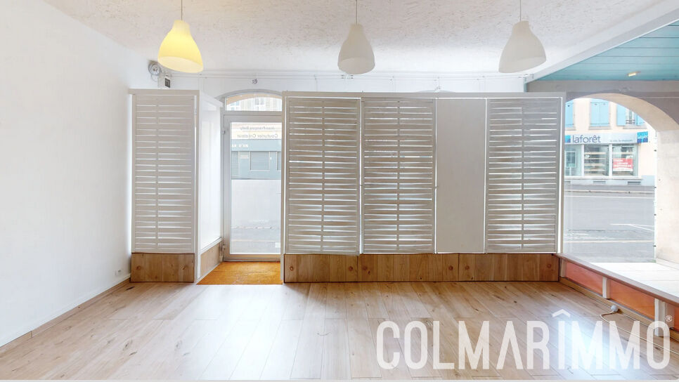 LOCAL COMMERCIAL À COLMAR
